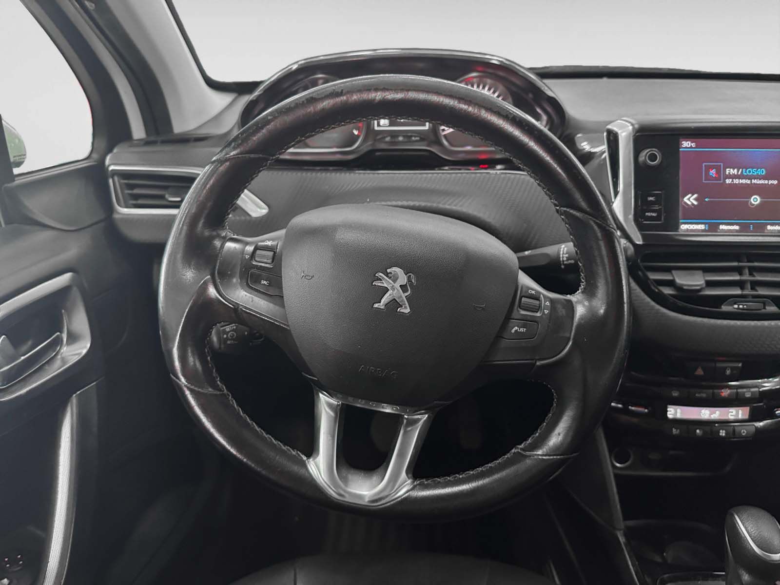 Peugeot 2008 PureTech 110 Allure EAT6 - foto 10