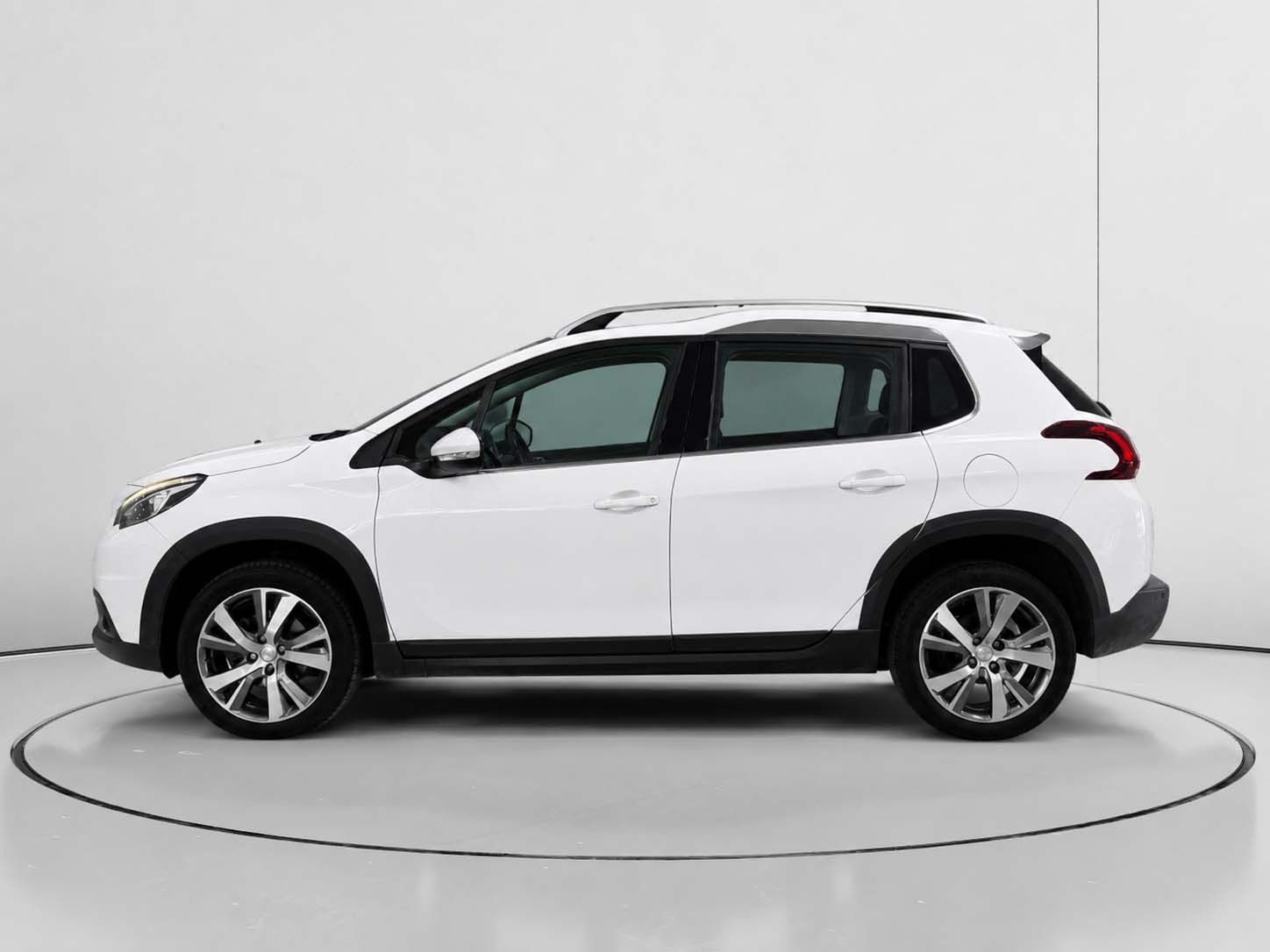 Peugeot 2008 PureTech 110 Allure EAT6 - foto 6