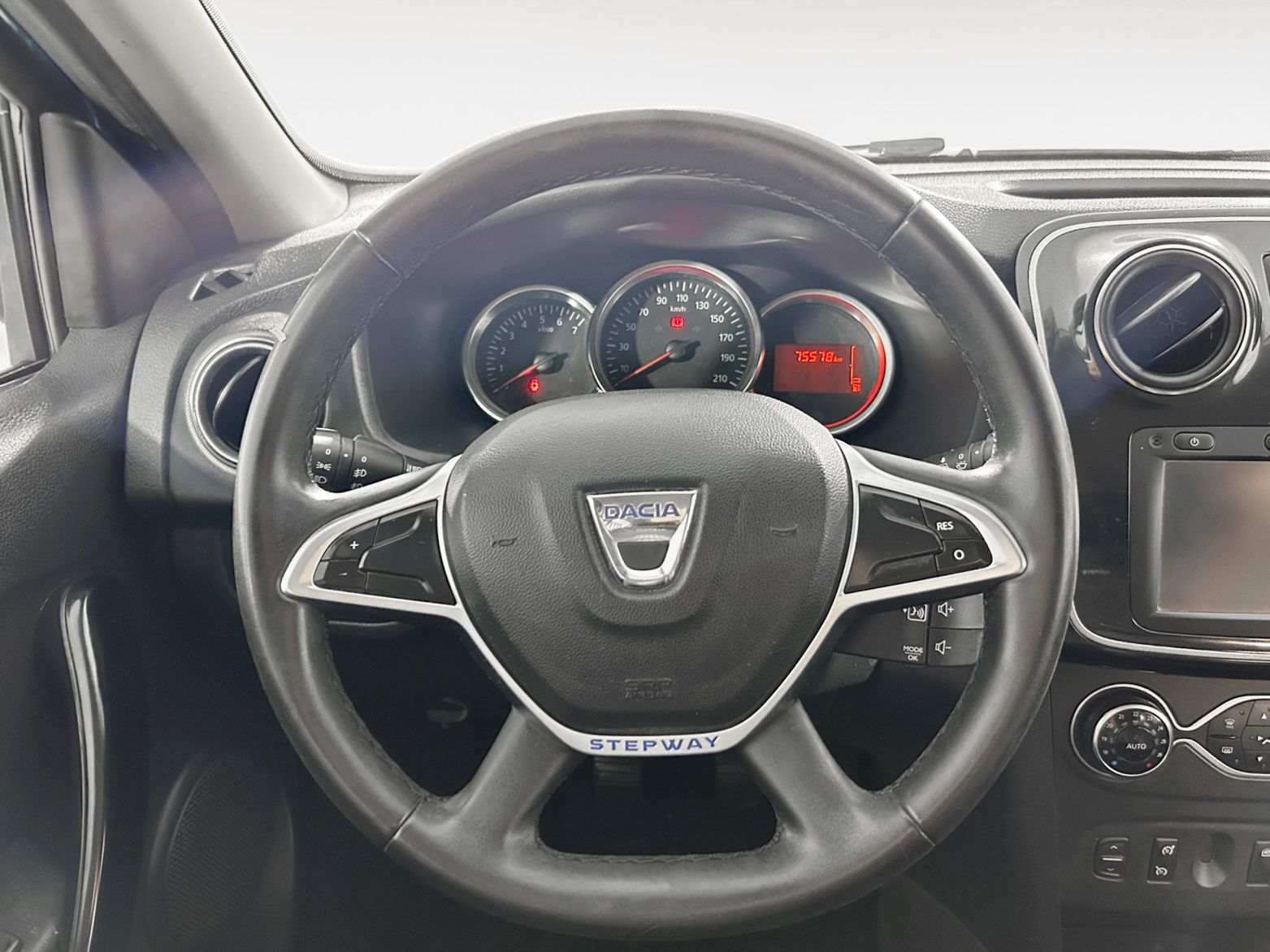 Dacia Sandero Serie Limitada Nómada TCe - foto 10