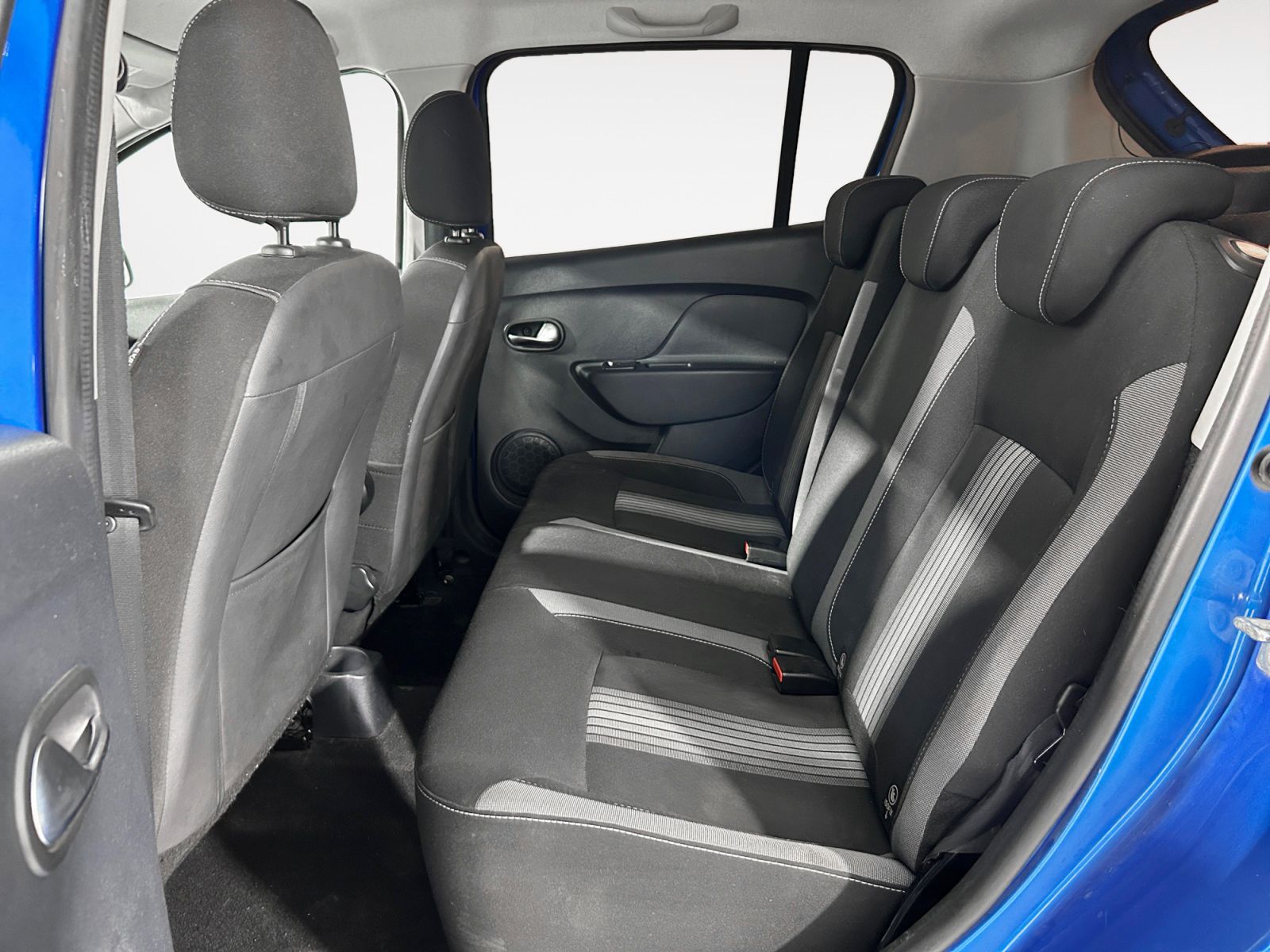 Dacia Sandero Serie Limitada Nómada TCe - foto 12
