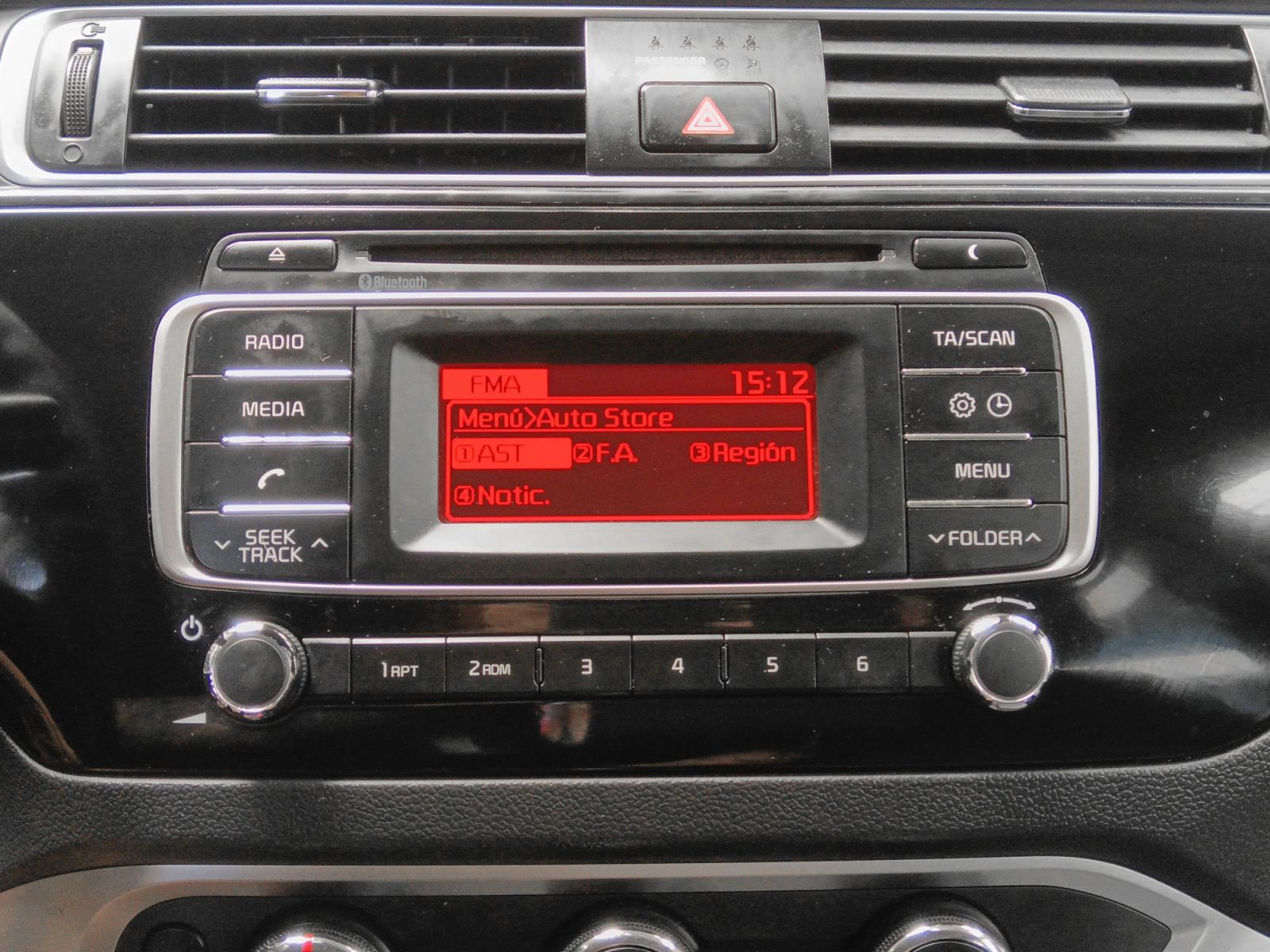 Kia Rio 1.2 Cvvt Concept - foto 16