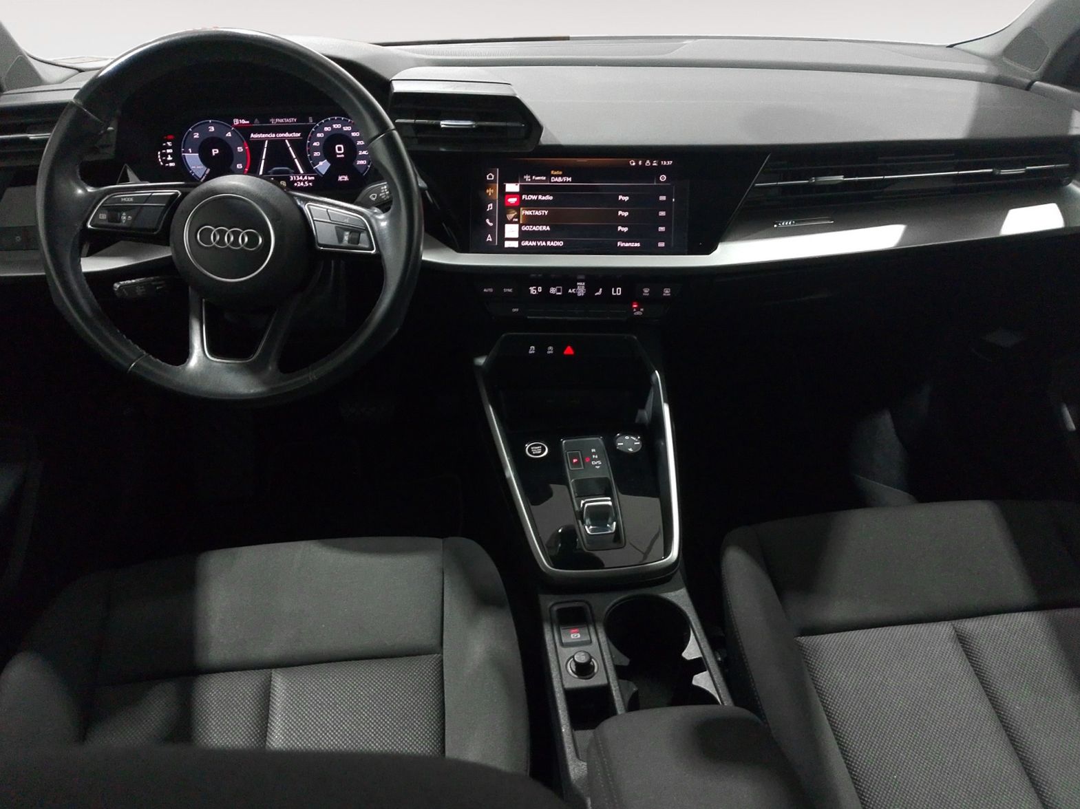 Audi A3 35 TDI S tronic - foto 9