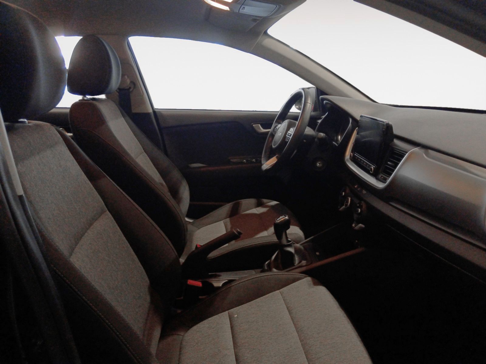 Kia Stonic 1.0 T-GDi MHEV iMT Concept - foto 12