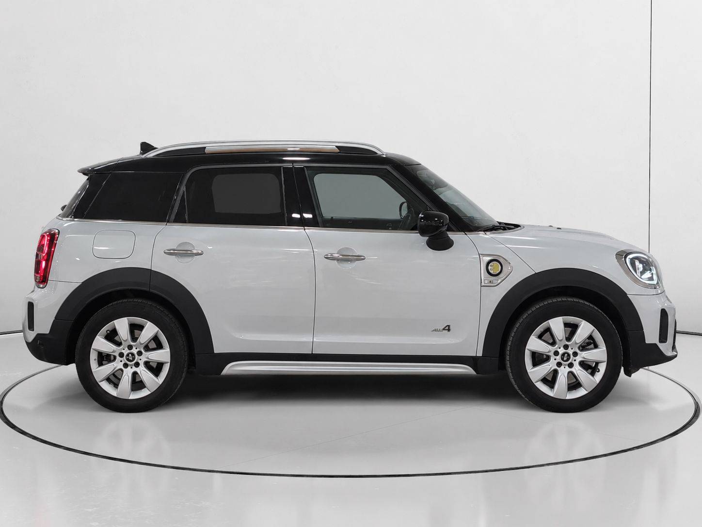 MINI Cooper S E ALL4 - foto 2