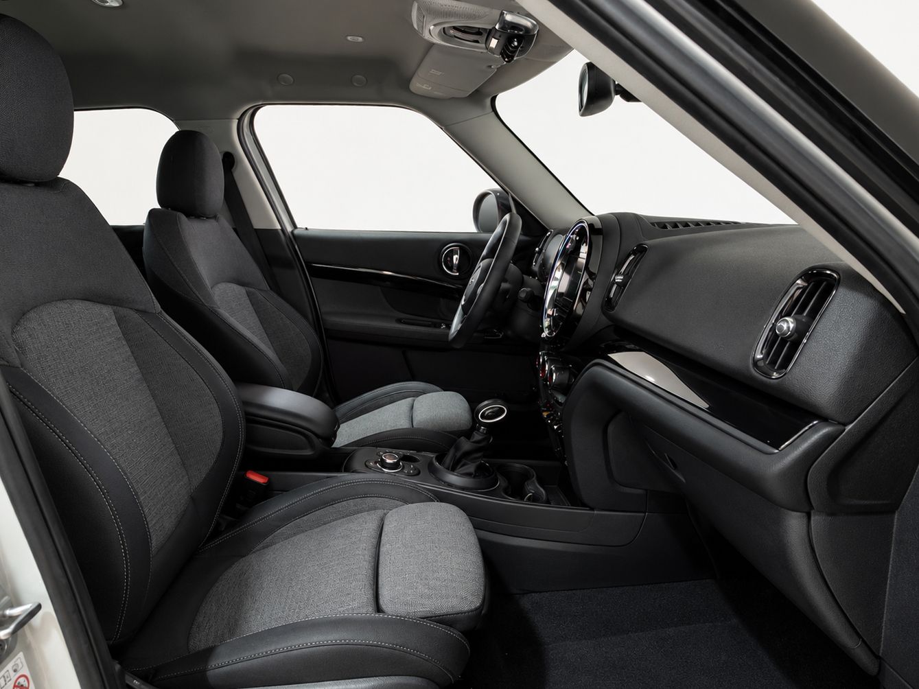 MINI Cooper S E ALL4 - foto 12