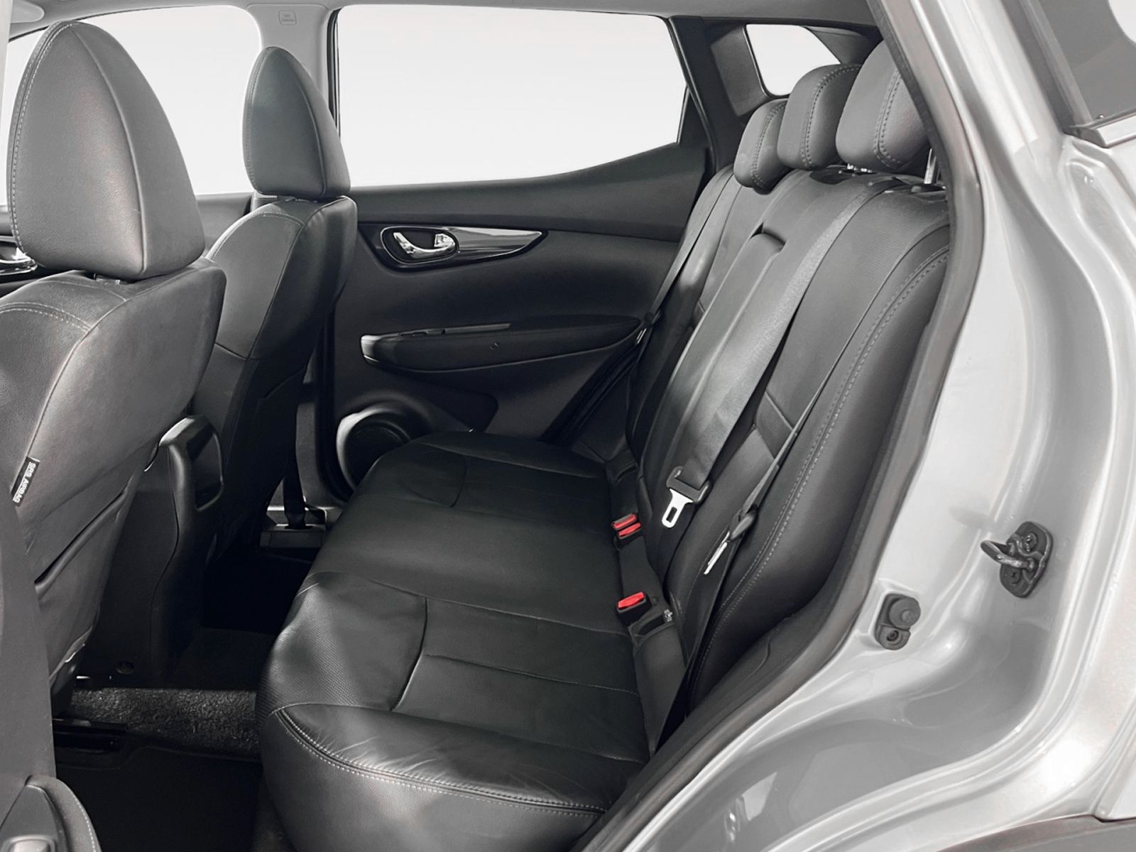 Nissan Qashqai dCi 130 Visia 4x2 XTronic - foto 12
