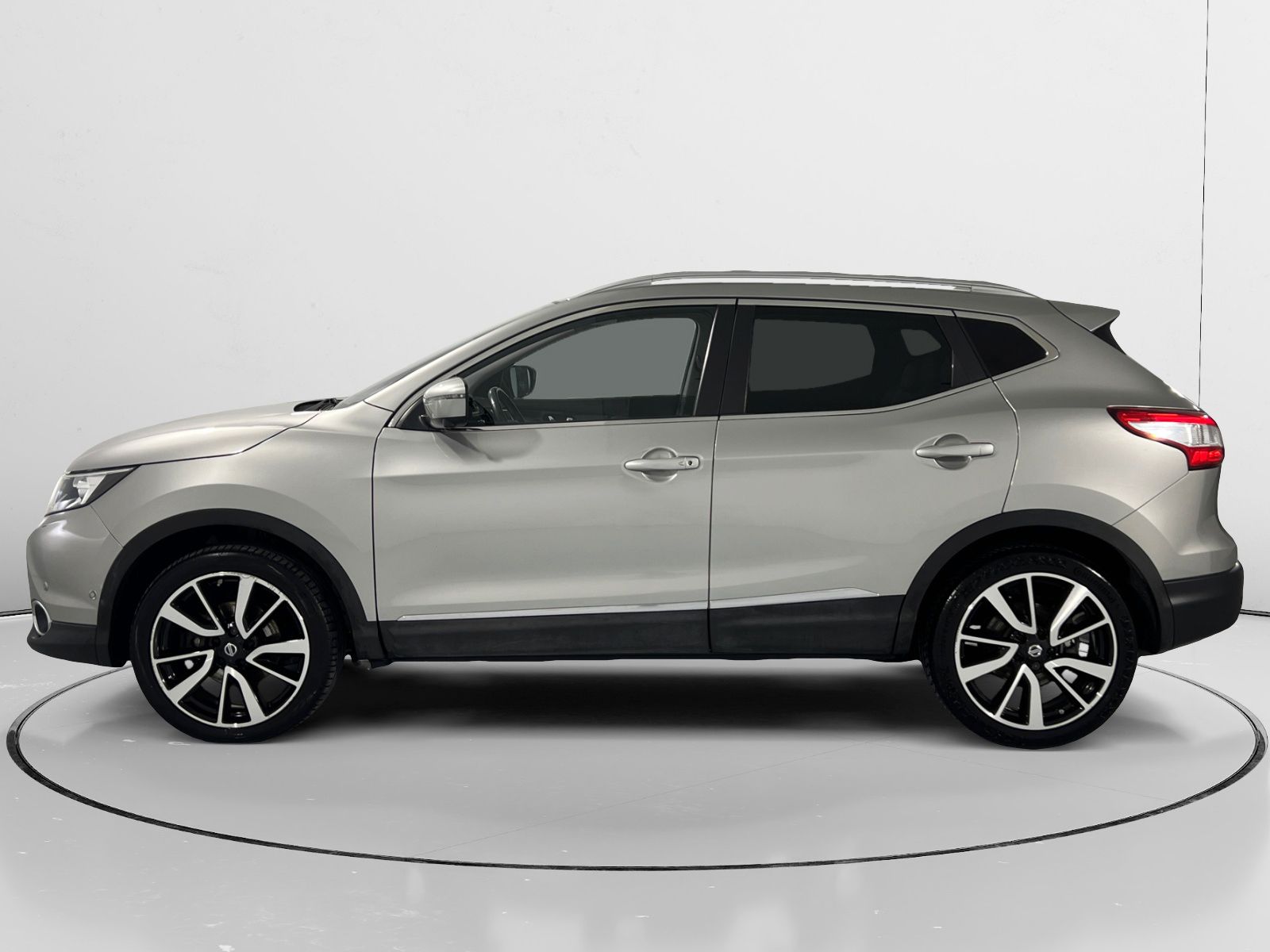Nissan Qashqai dCi 130 Visia 4x2 XTronic - foto 6