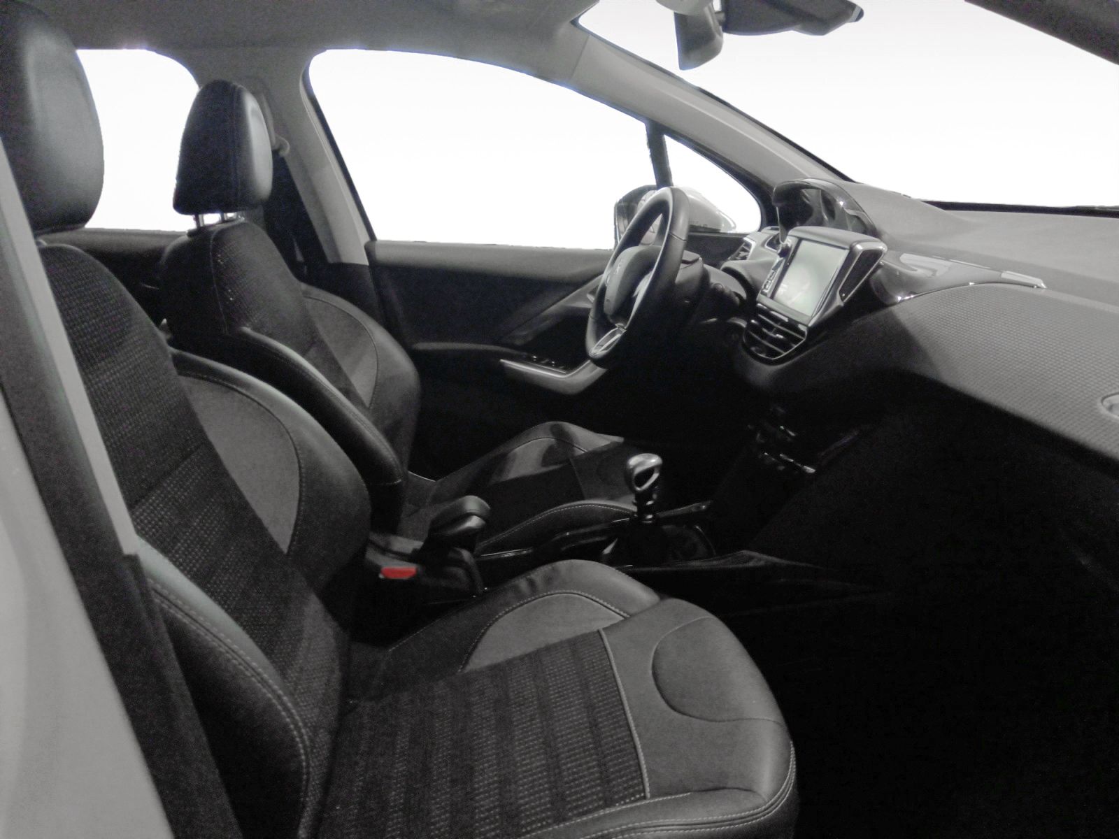 Peugeot 2008 PureTech 110 Allure - foto 13