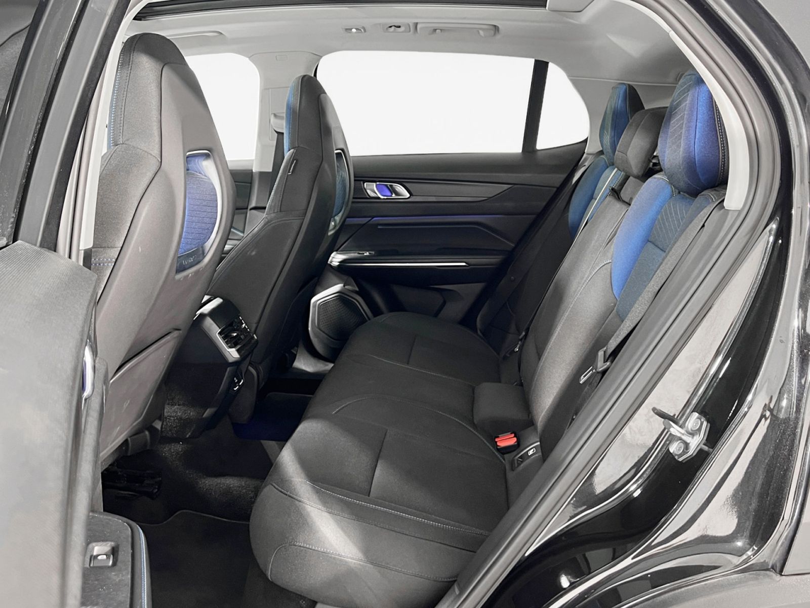Lynk & Co 01 1.5 PHEV - foto 12