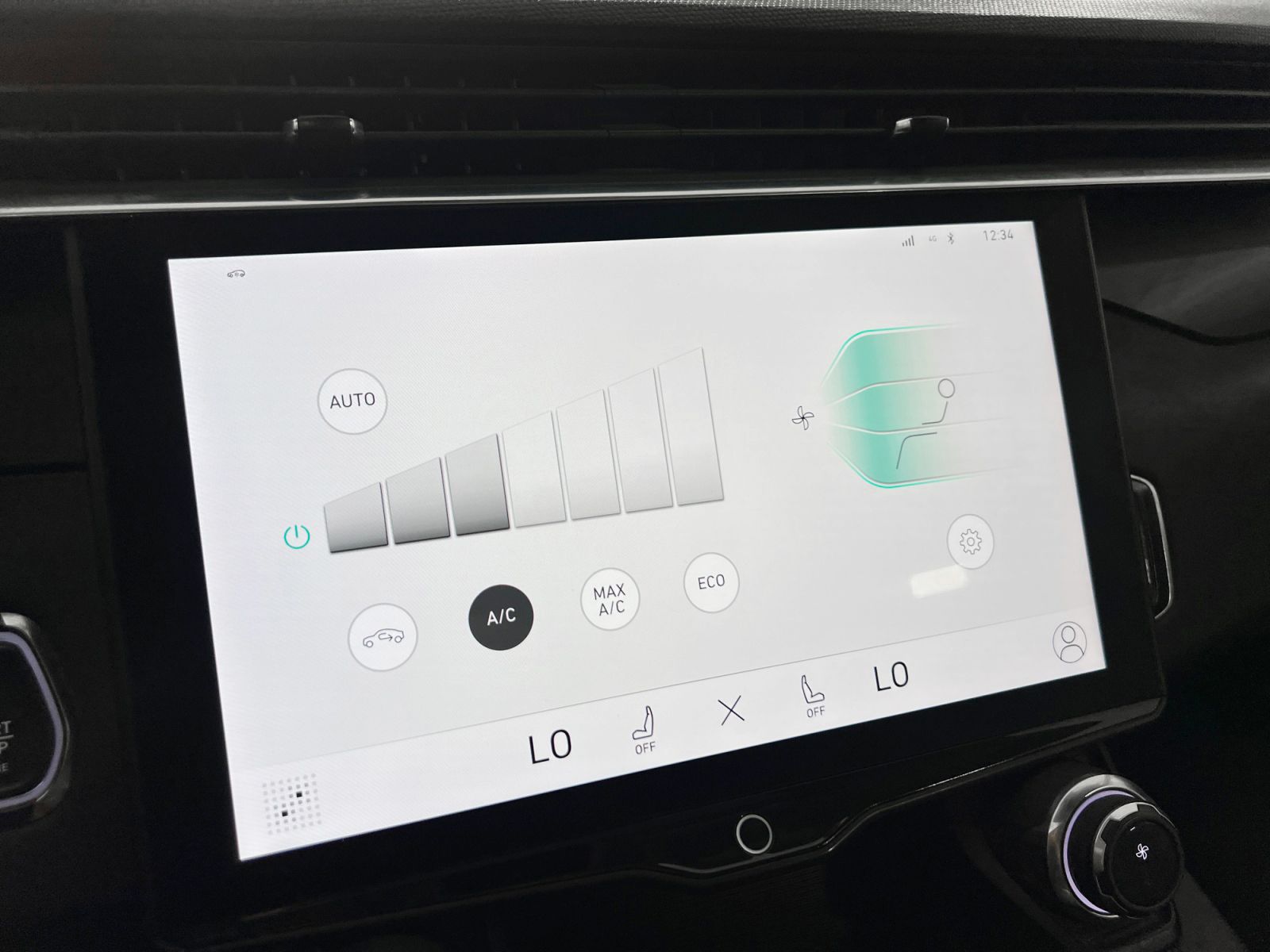 Lynk & Co 01 1.5 PHEV - foto 24