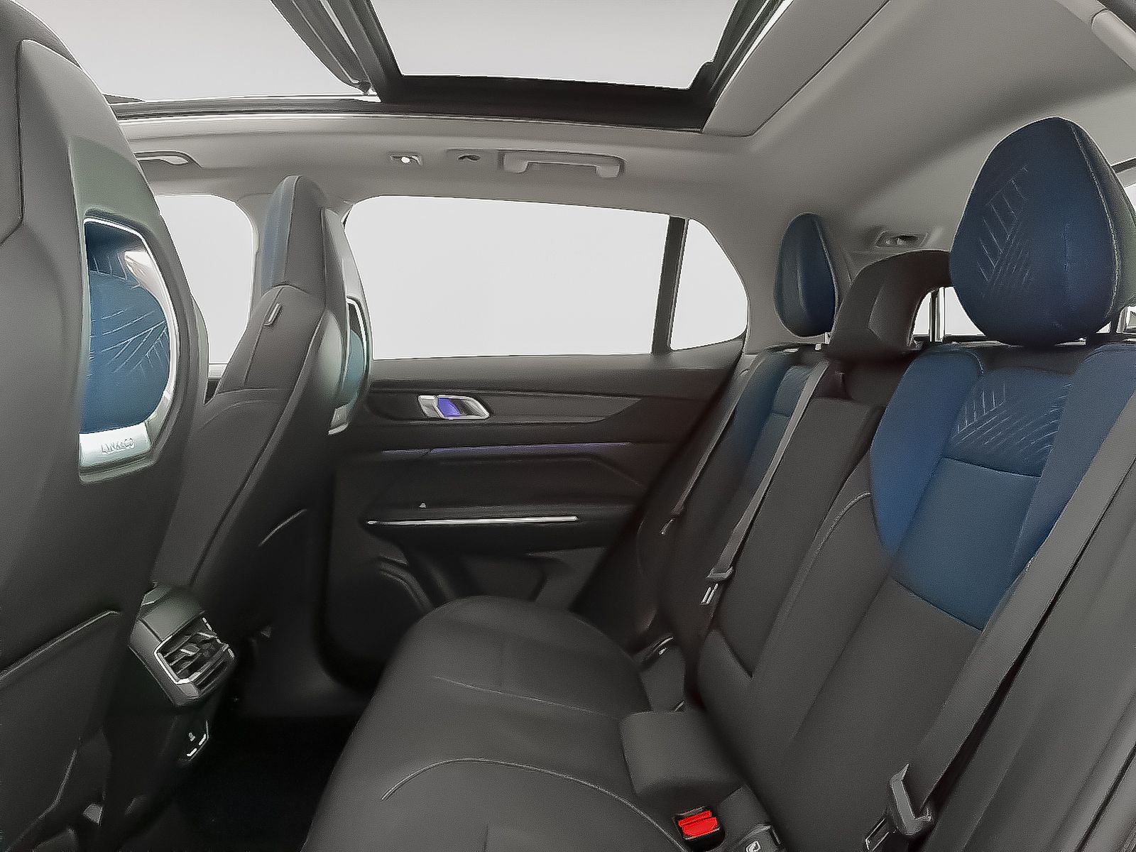 Lynk & Co 01 1.5 PHEV - foto 12