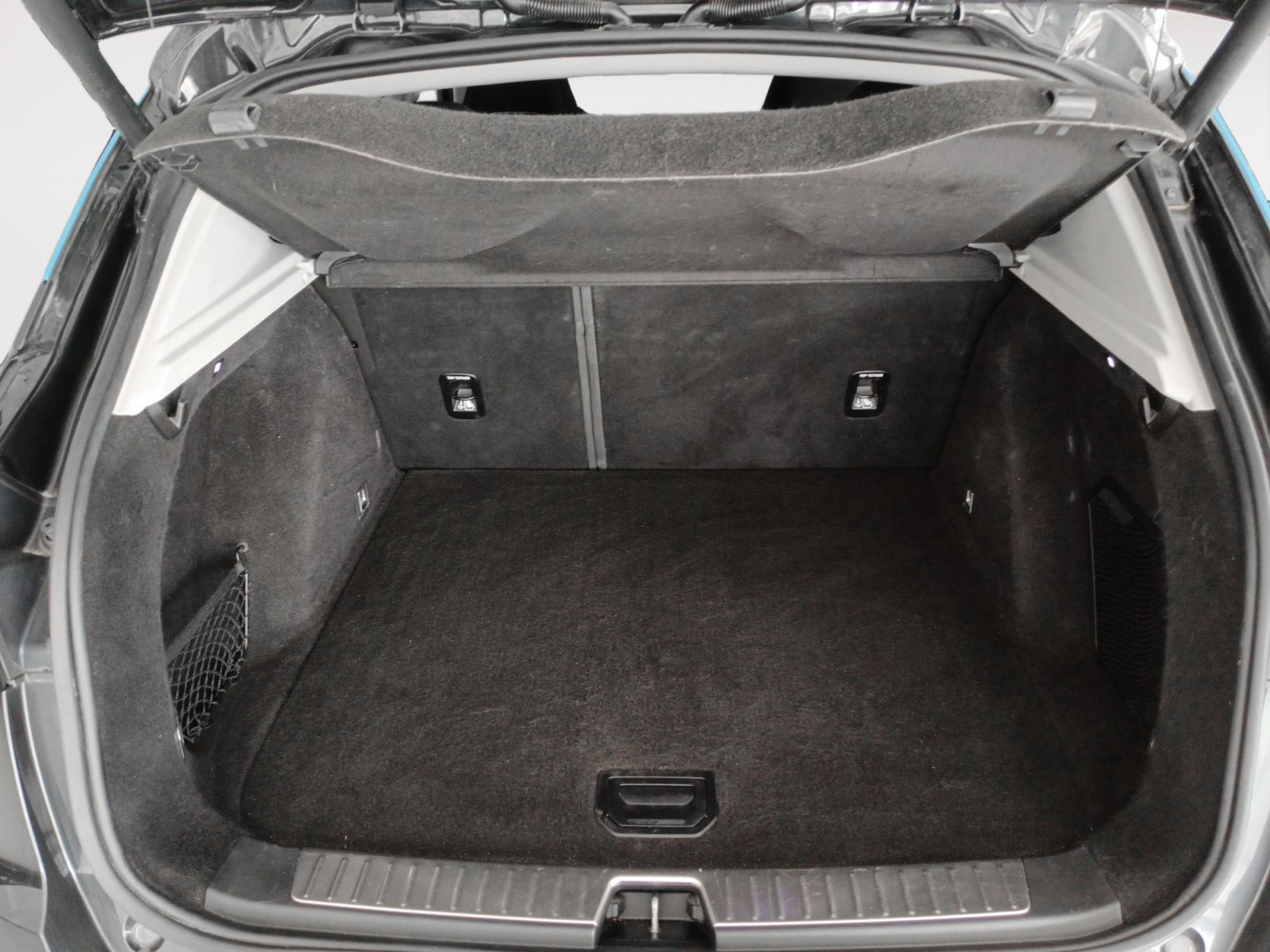 Lynk & Co 01 1.5 PHEV - foto 15