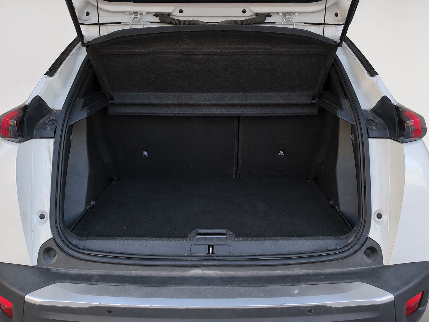 Peugeot 2008 BlueHDi 110 Allure Pack - foto 13
