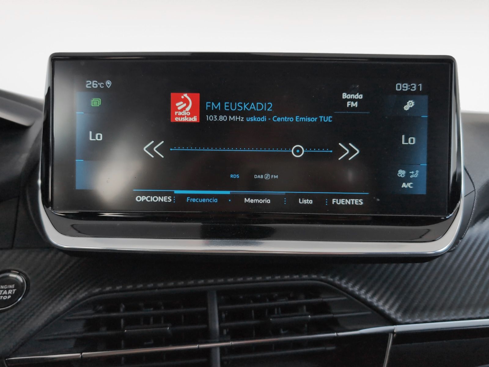 Peugeot 2008 BlueHDi 110 Allure Pack - foto 18