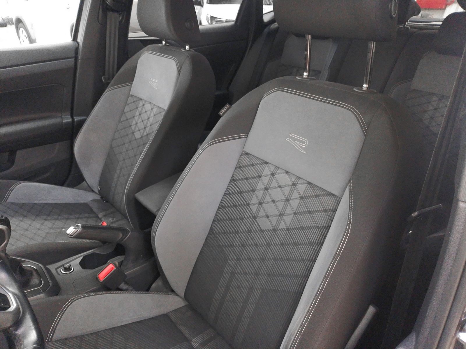 Volkswagen Polo R-Line 1.0 TSI - foto 22