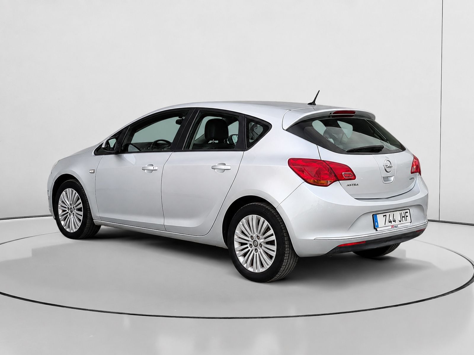 Opel Astra 1.6 CDTi Selective - foto 5