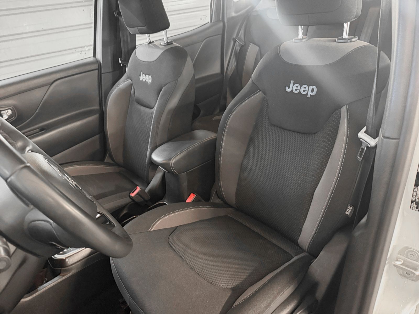 Jeep Renegade 1.3 PHEV Limited 4xe - foto 22