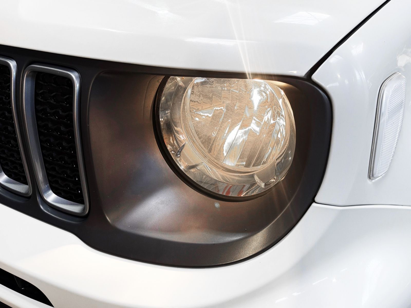 Jeep Renegade 1.3 PHEV Limited 4xe - foto 24