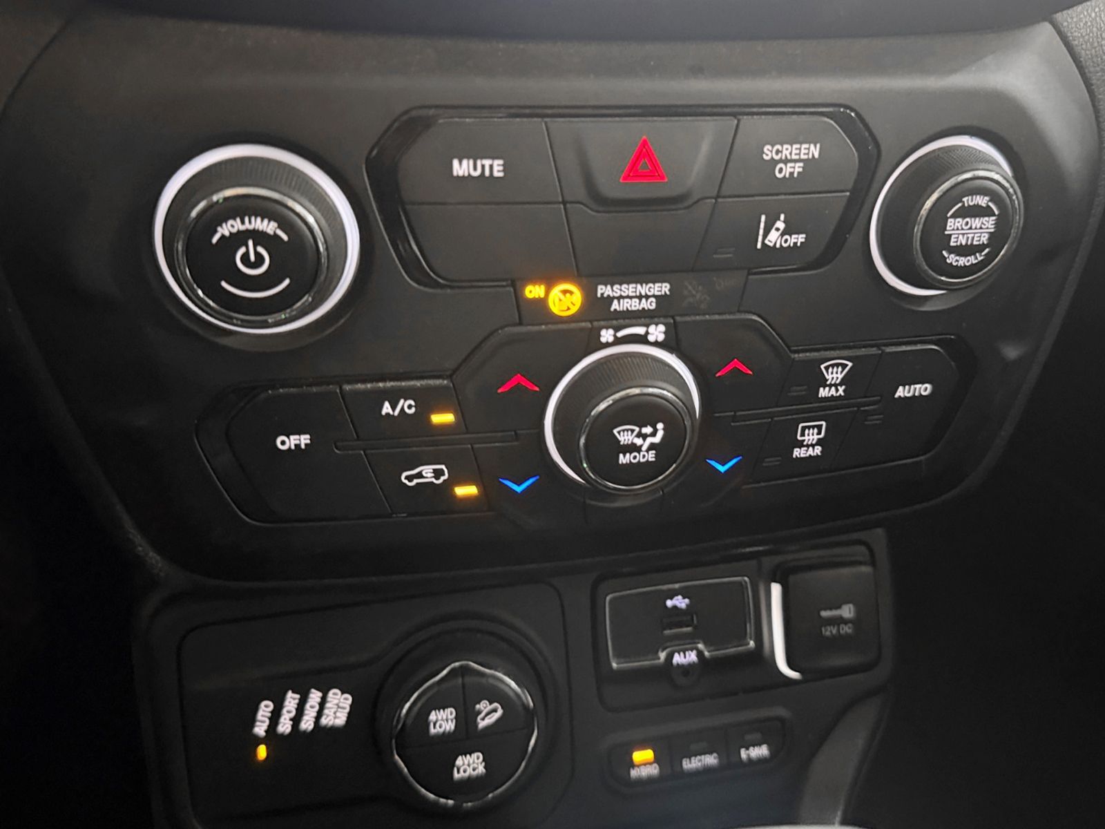 Jeep Renegade 1.3 PHEV Limited 4xe - foto 21