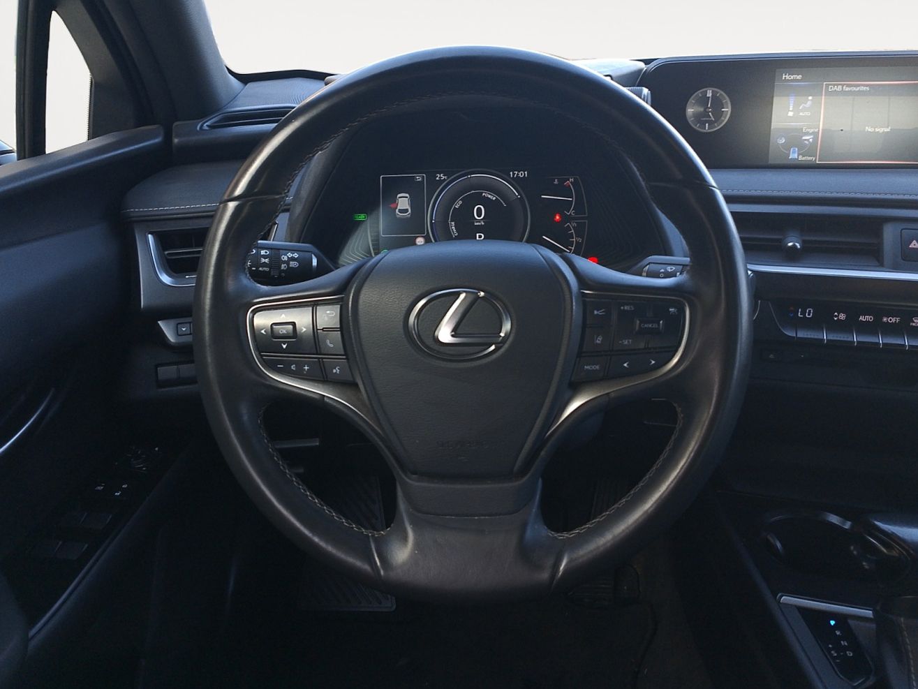 Lexus UX 250h Business 2WD - foto 10