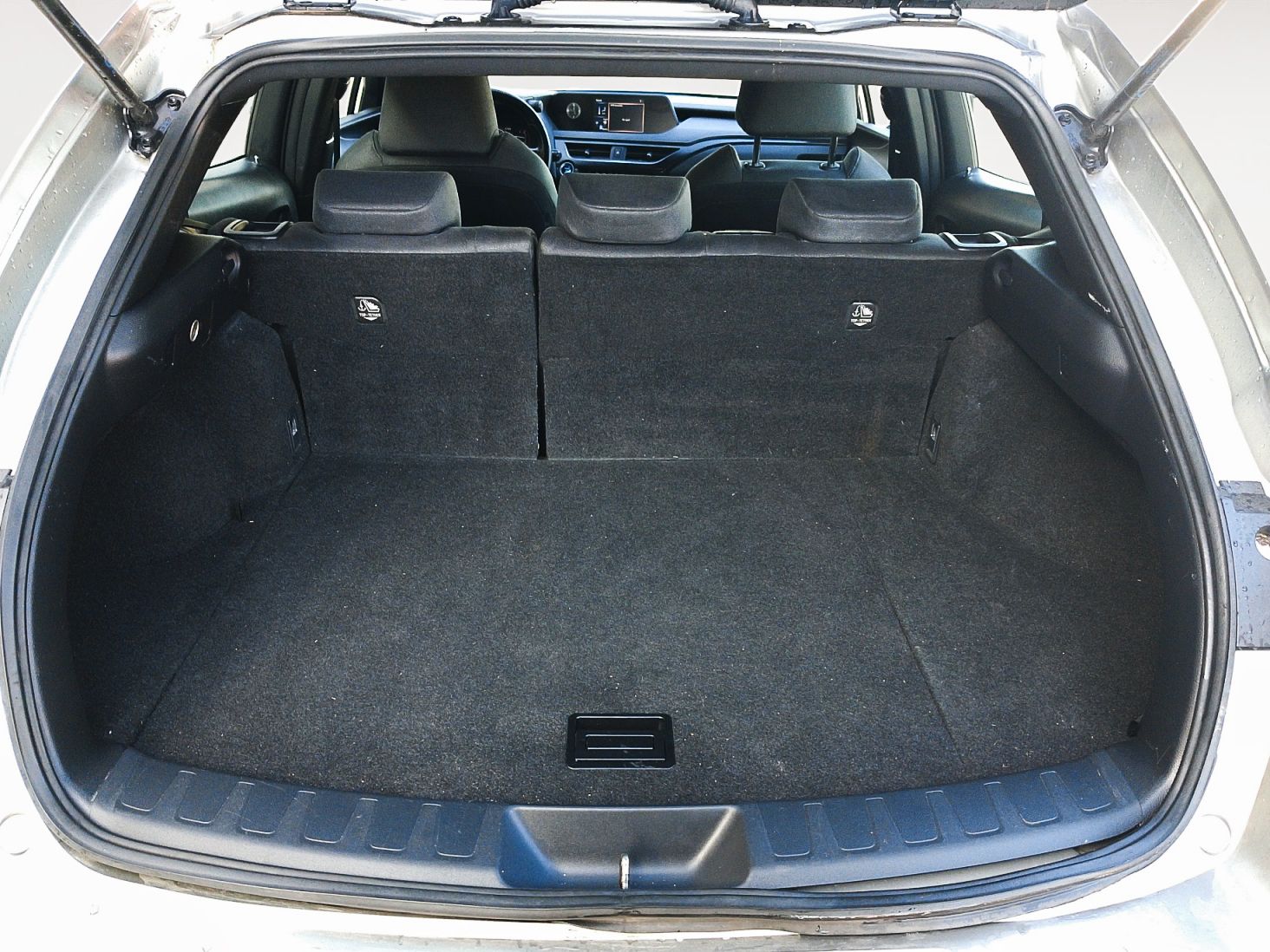 Lexus UX 250h Business 2WD - foto 14