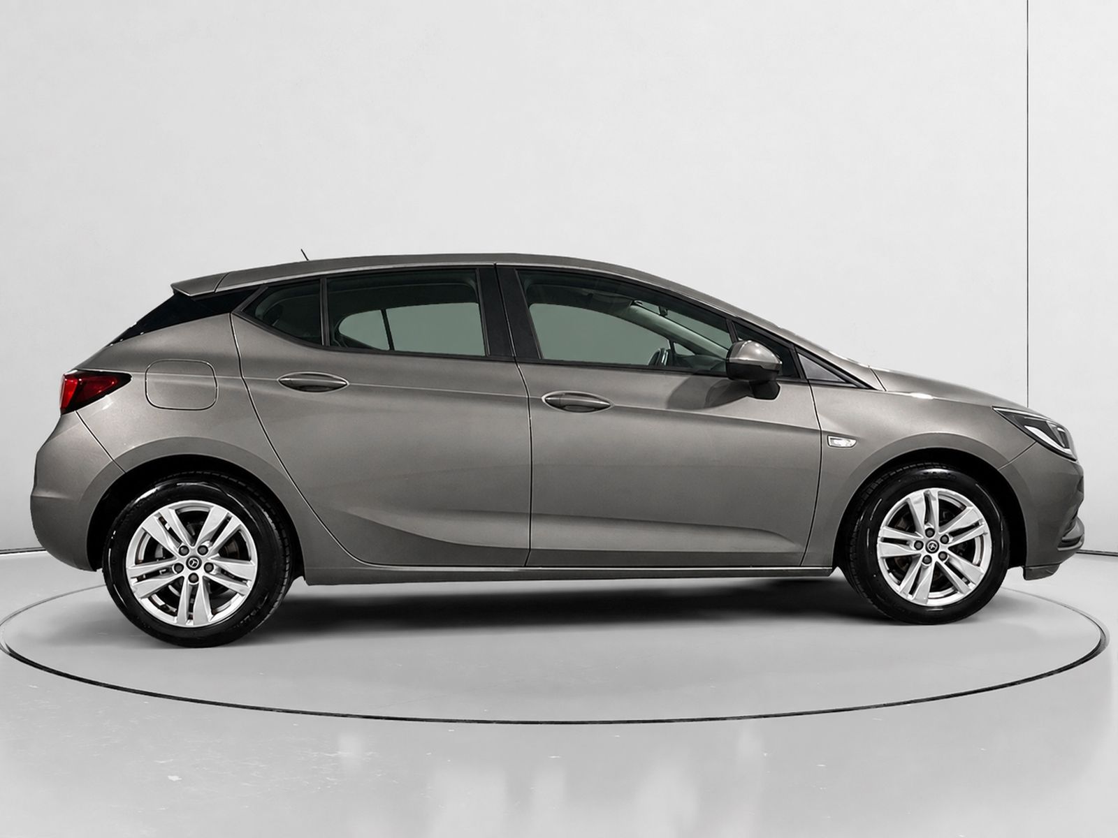 Opel Astra 1.6 CDTI Selective - foto 2