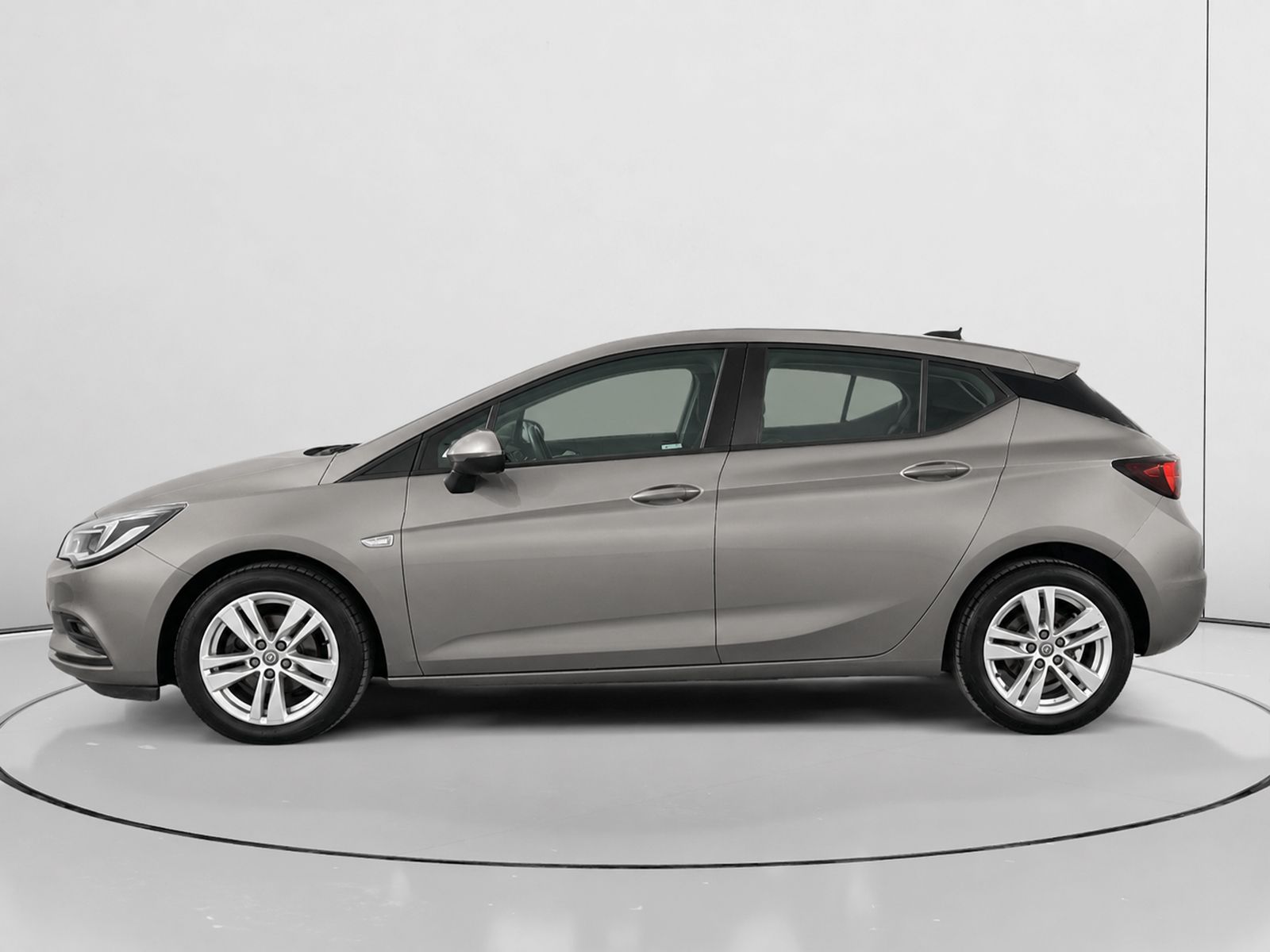 Opel Astra 1.6 CDTI Selective - foto 6