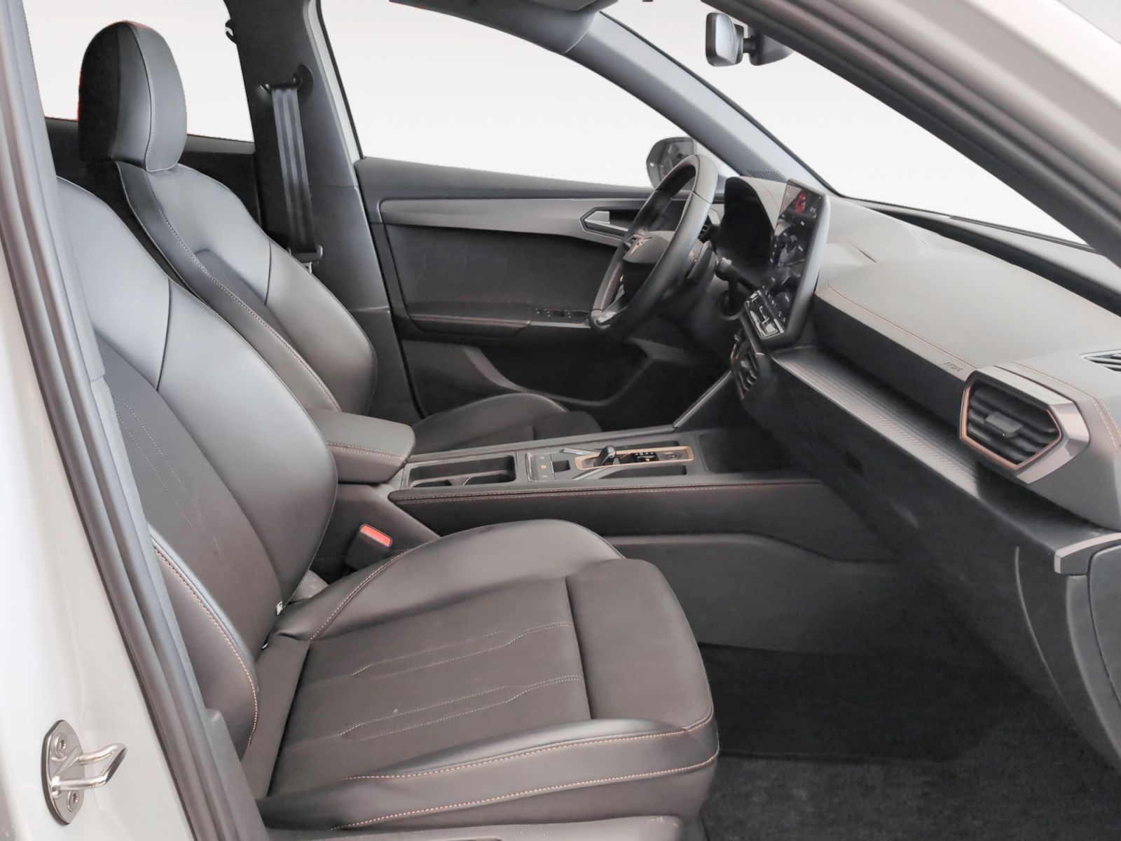 Cupra León 1.5 eTSI DSG - foto 12