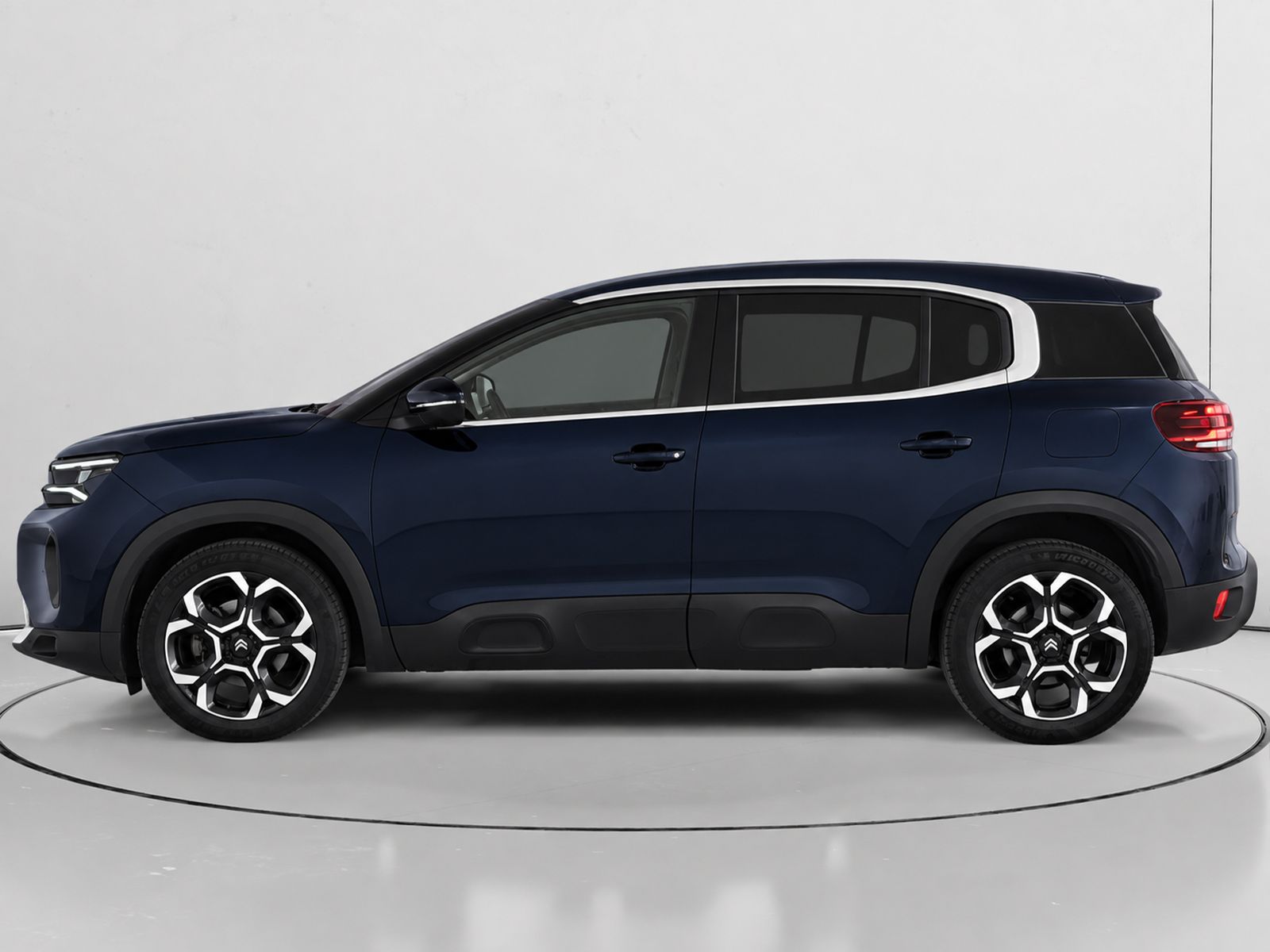 Citroën C5 Aircross BlueHDi 130 Plus EAT8 - foto 6