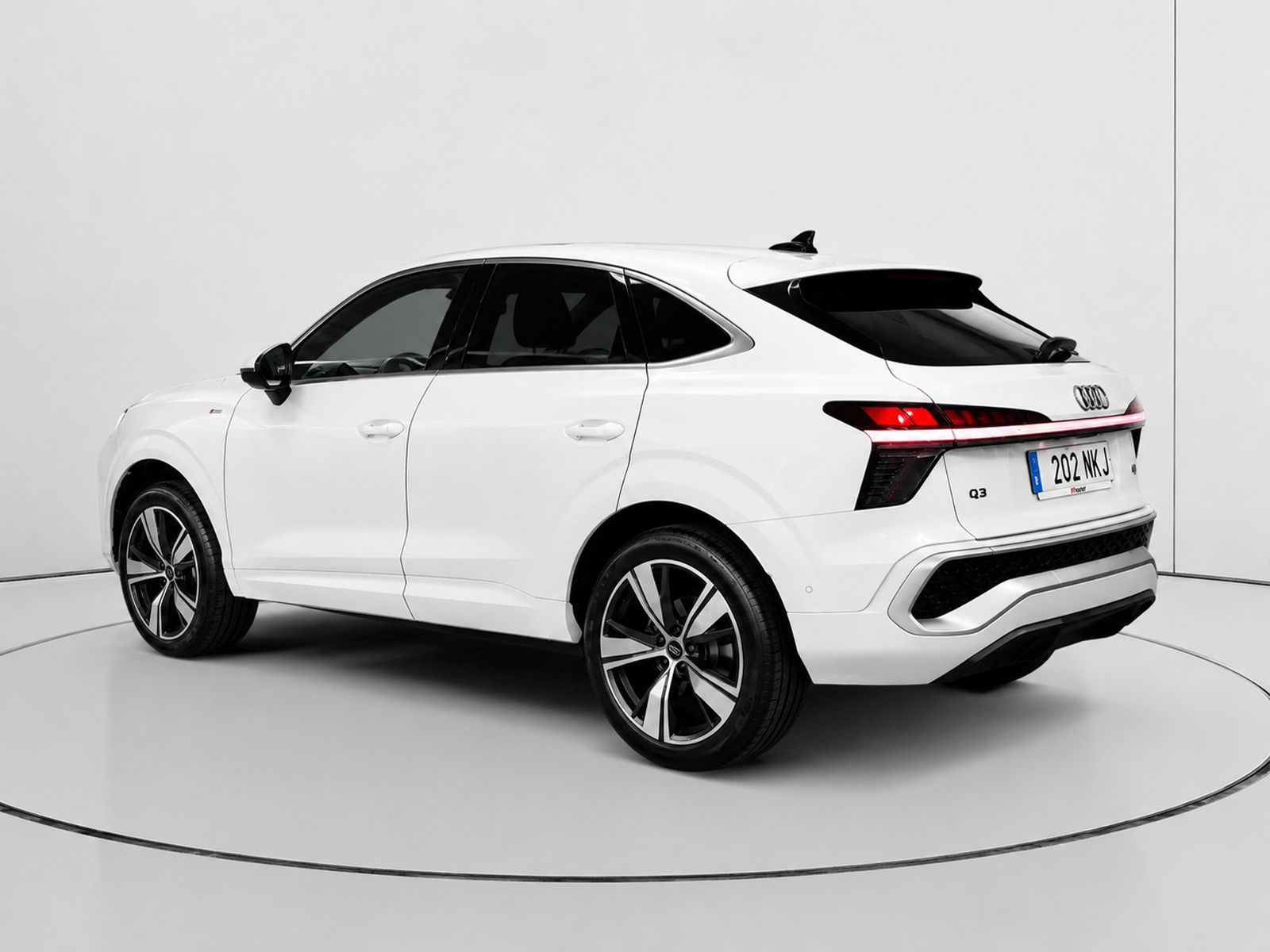 Audi Q3 S line TFSI S tronic - foto 5