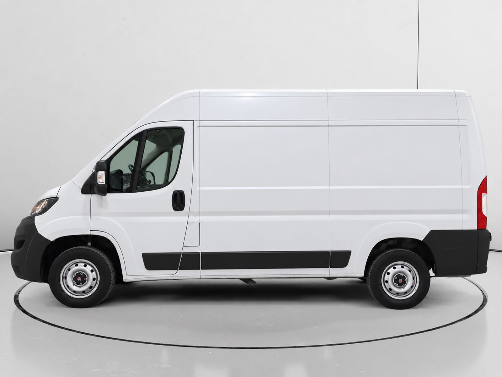 Fiat Ducato Furgon 35 2.2 MultiJet L2H2 - foto 6