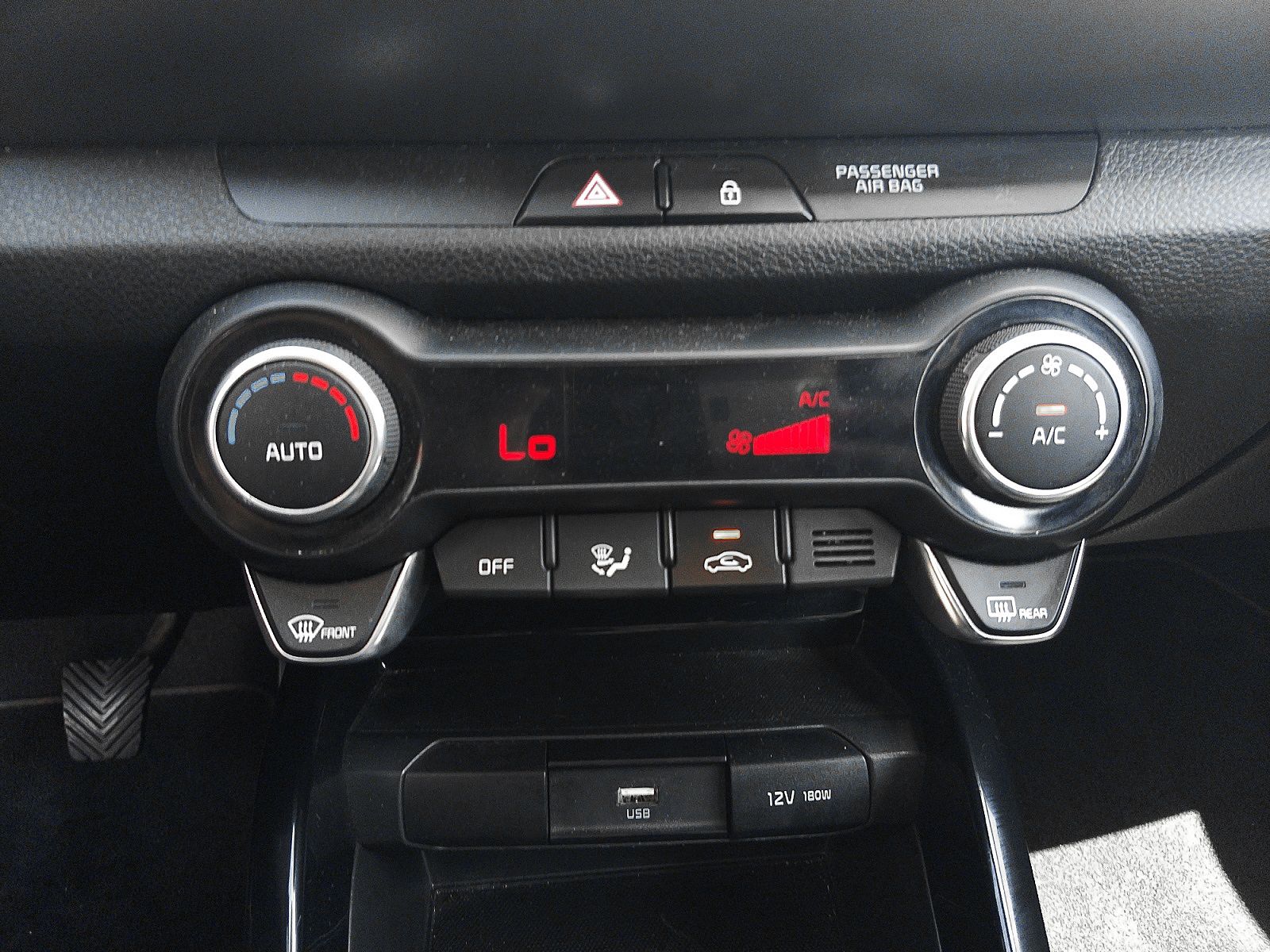 Kia Stonic 1.0 T-GDi MHEV Drive iMT - foto 22