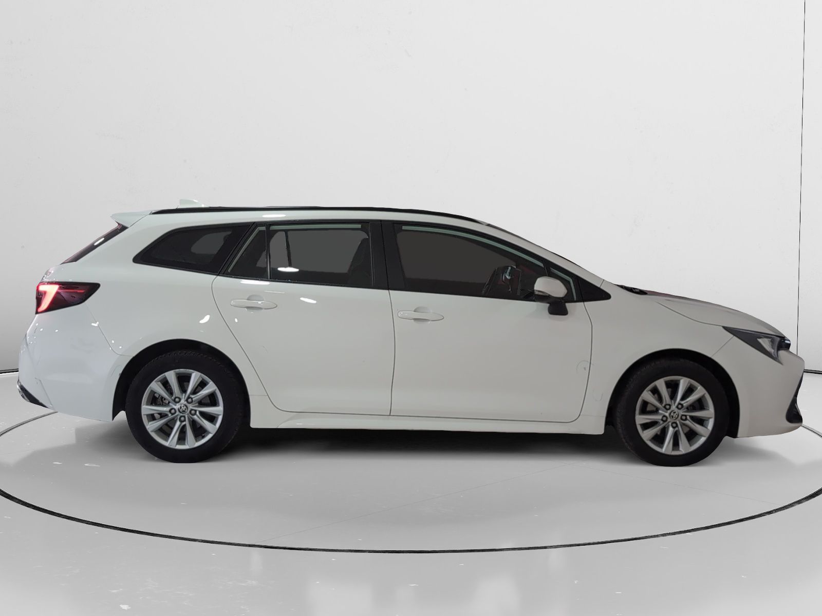 Toyota Corolla Touring Sports 140H Active Plus - foto 2