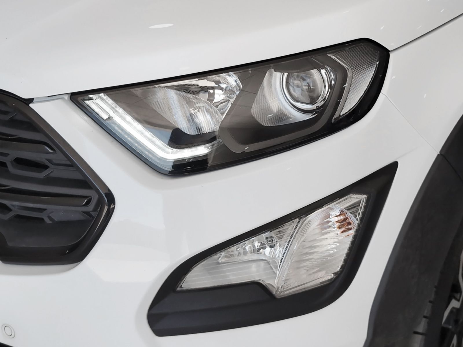 Ford EcoSport 1.0T EcoBoost Active - foto 24