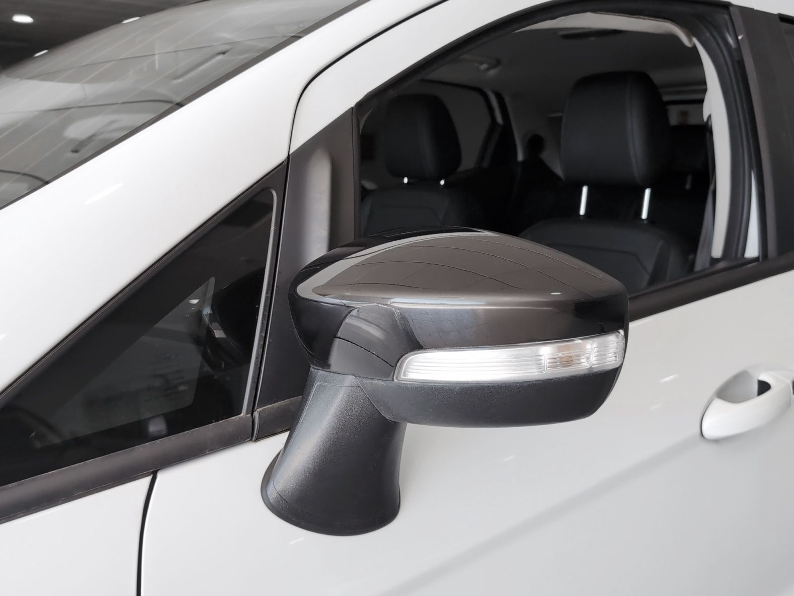Ford EcoSport 1.0T EcoBoost Active - foto 23