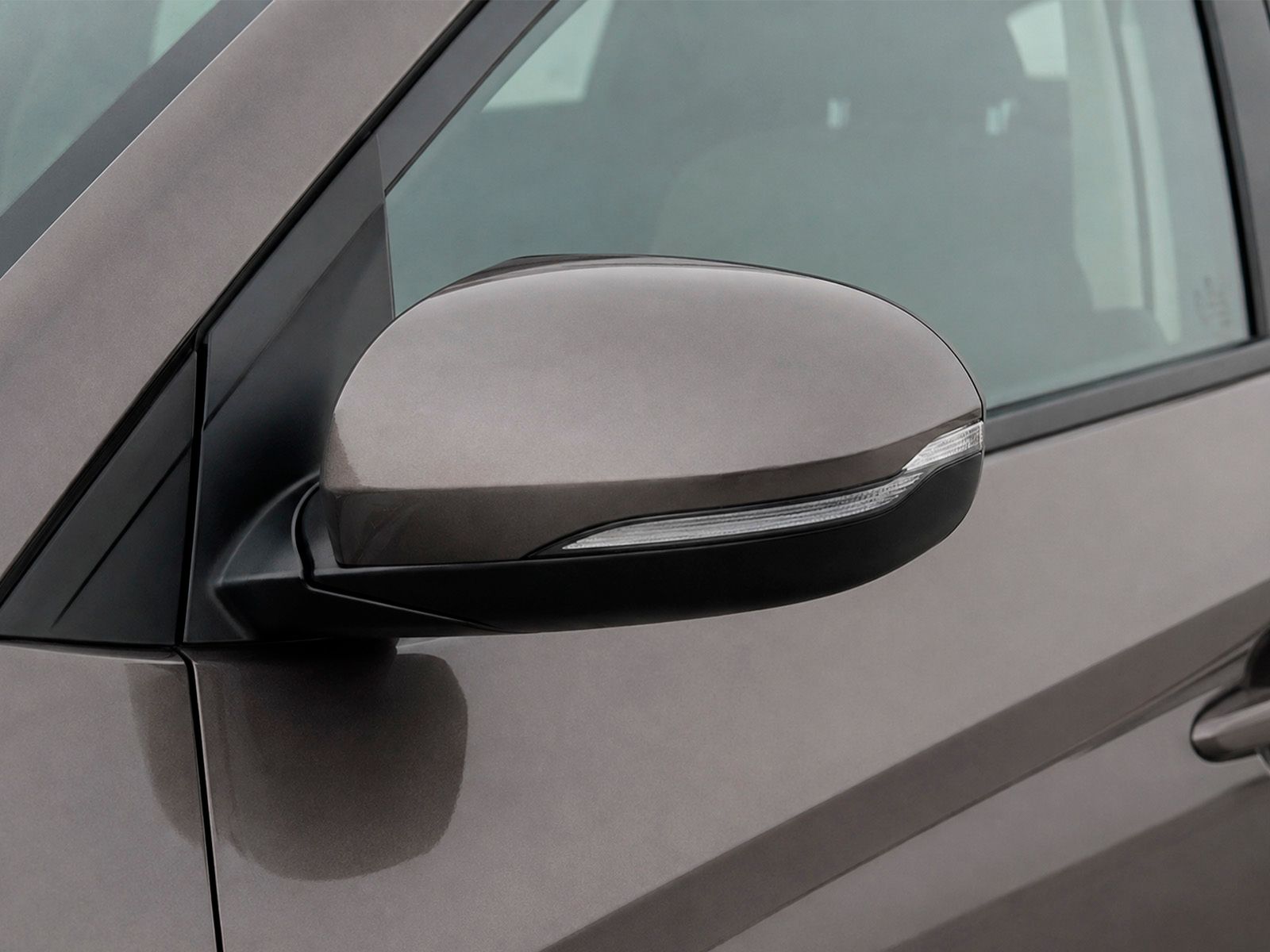 Hyundai Tucson 1.6 GDI BlueDrive Essence 4x2 - foto 21