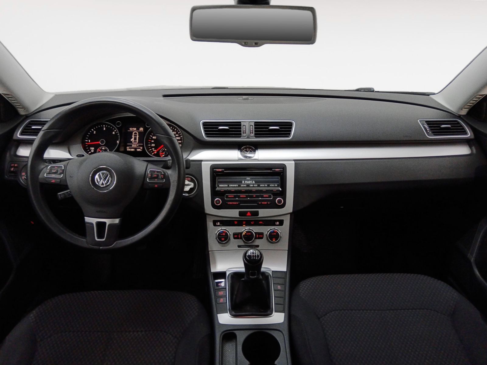 Volkswagen Passat Edition 1.6 TDI BMT - foto 9