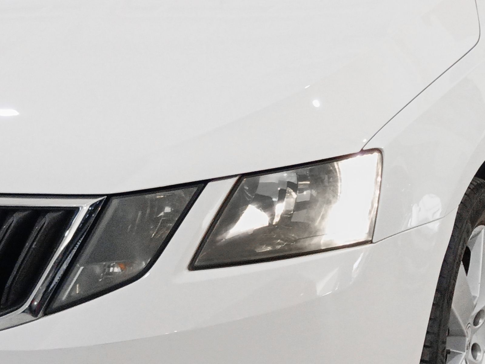 Škoda Octavia 1.6 TDI Ambition - foto 25