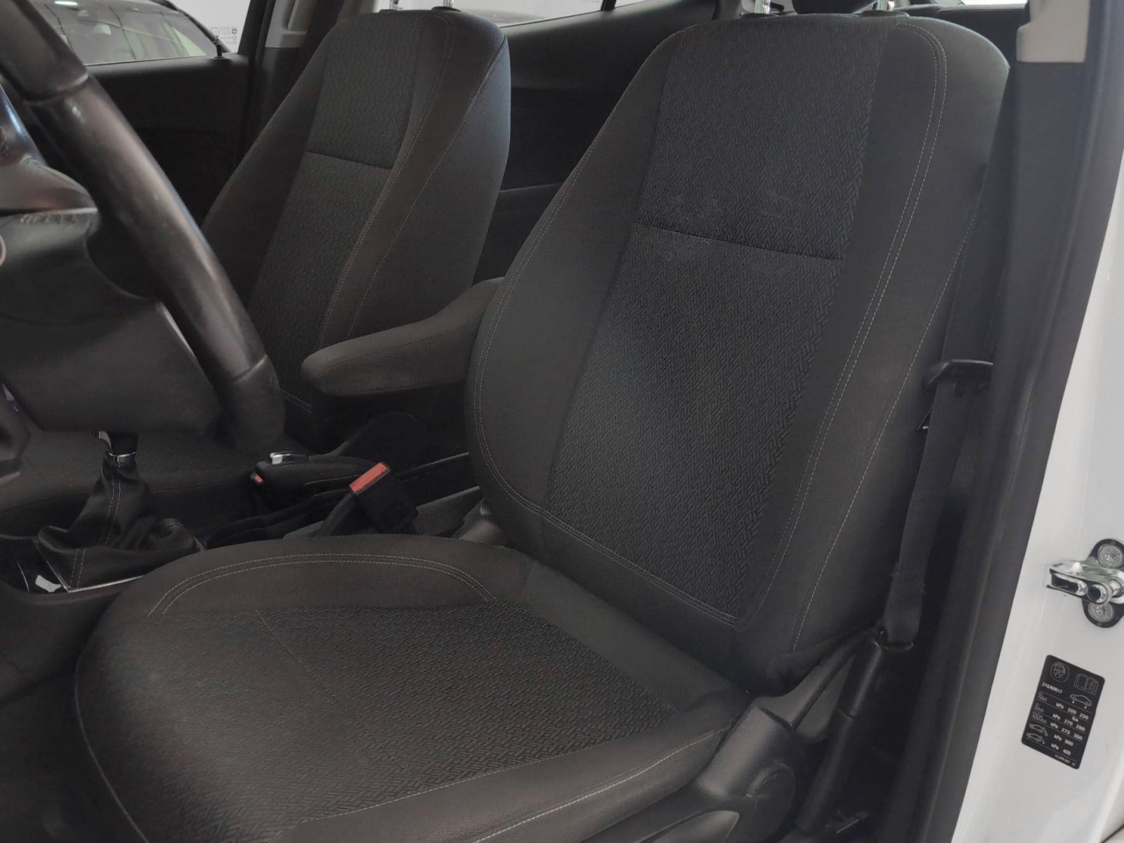 Opel Mokka 1.4 Turbo GLP Selective 4x2 - foto 22