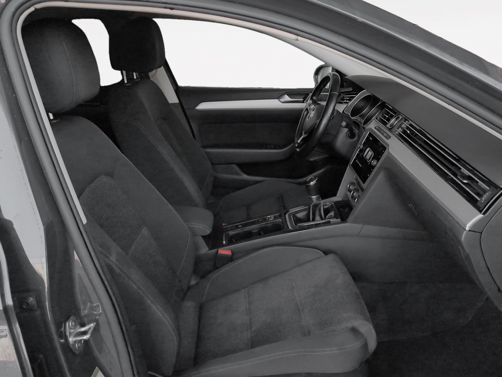 Volkswagen Passat Advance 1.6 TDI - foto 13
