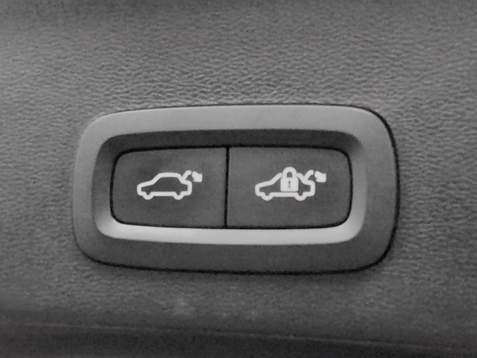 Volvo XC40 T4 PHEV Recharge Plus Bright - foto 15