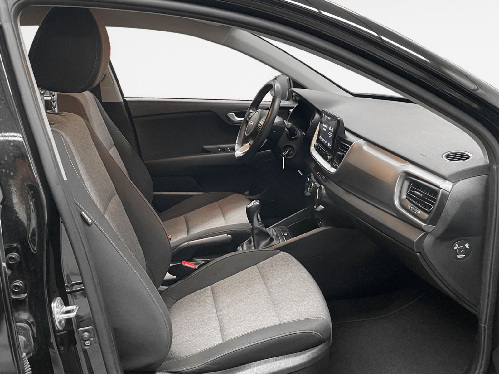 Kia Stonic 1.0 T-GDi MHEV iMT Concept - foto 12