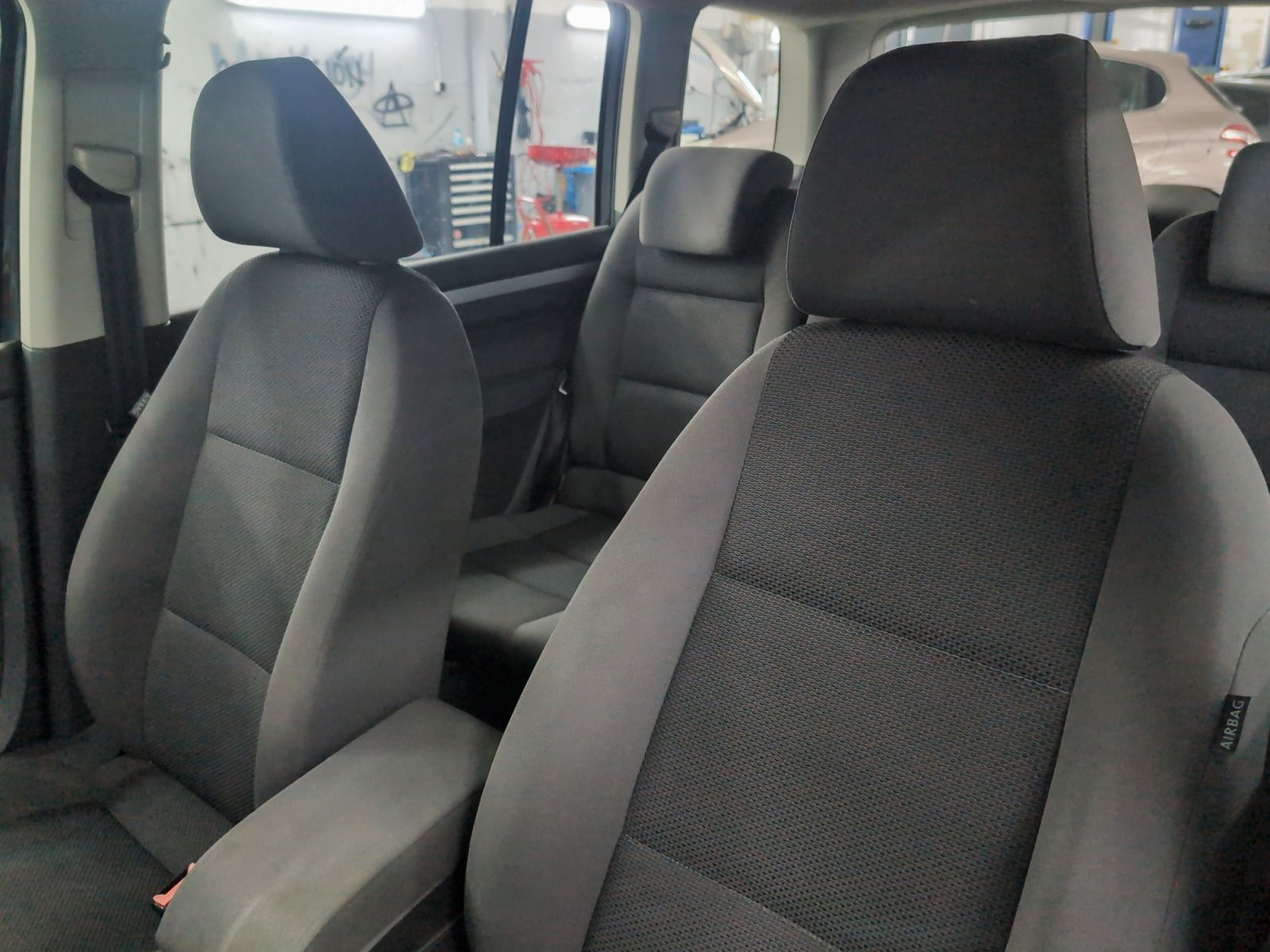 Volkswagen Touran Edition 1.6 TDI BMT - foto 19