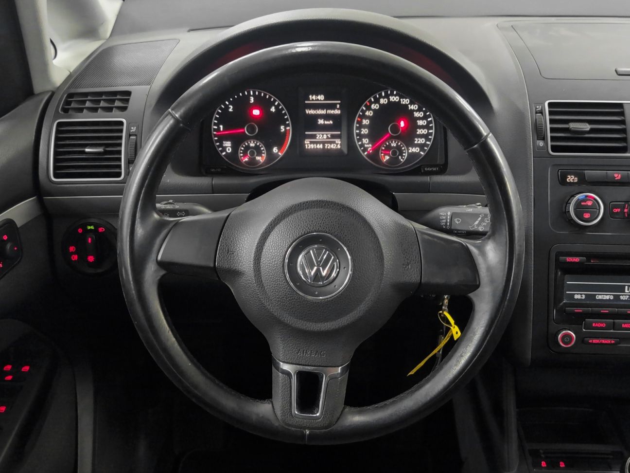 Volkswagen Touran Edition 1.6 TDI BMT - foto 9