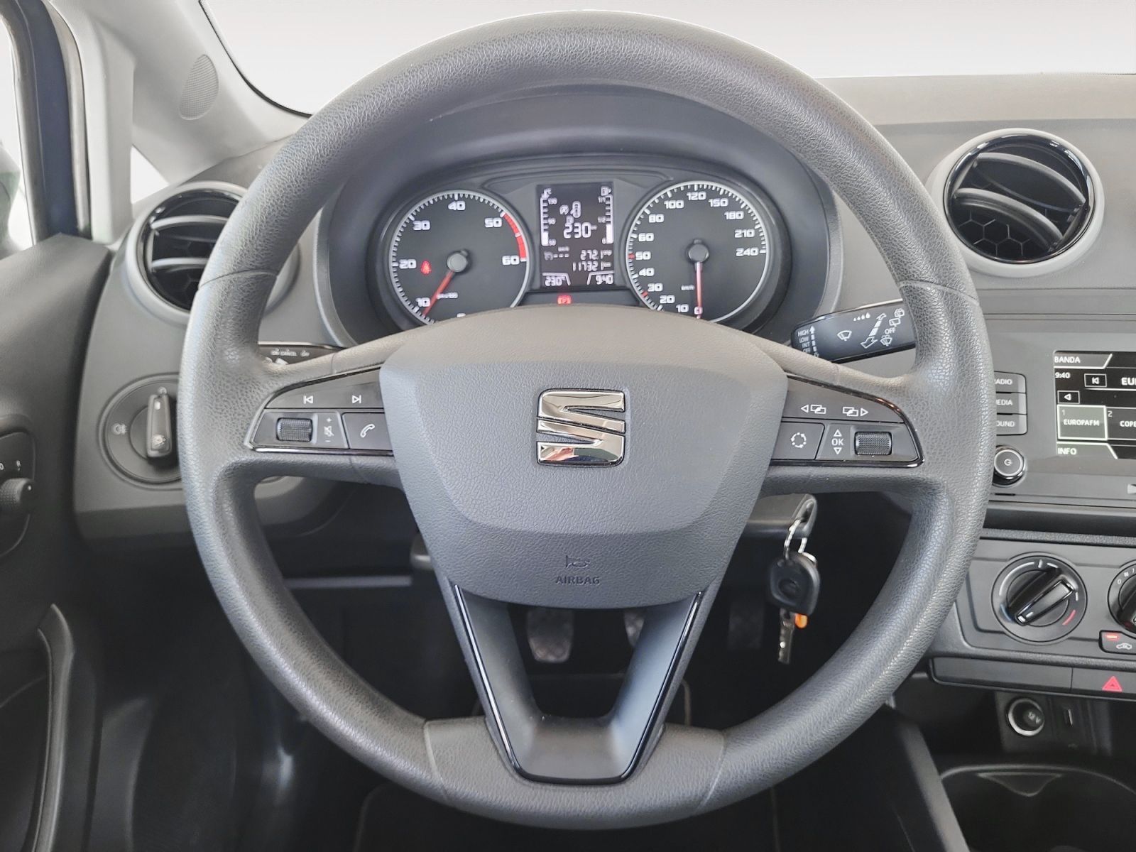 SEAT Ibiza 1.4 TDI Reference Plus - foto 10