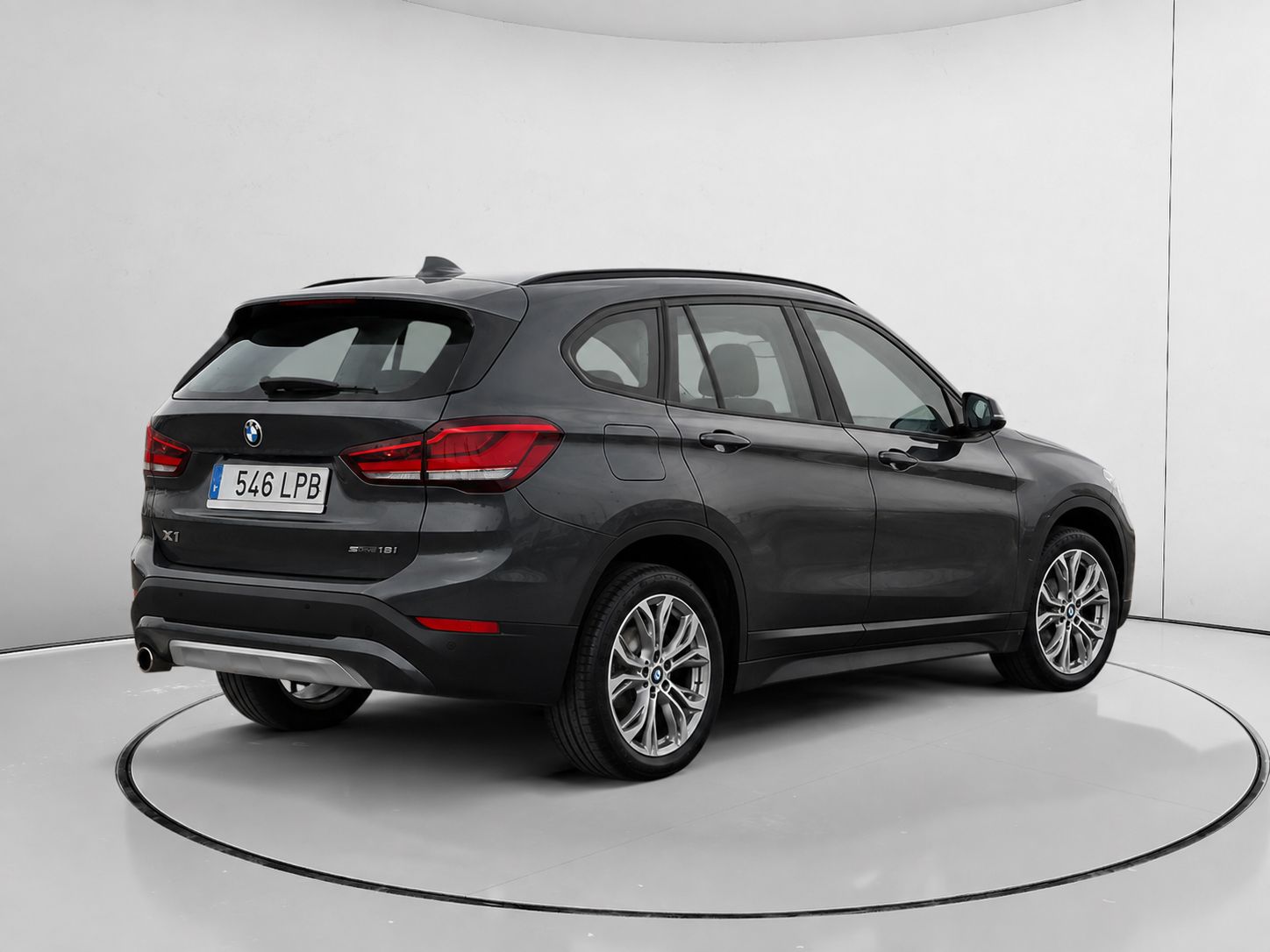 BMW X1 sDrive18i - foto 3