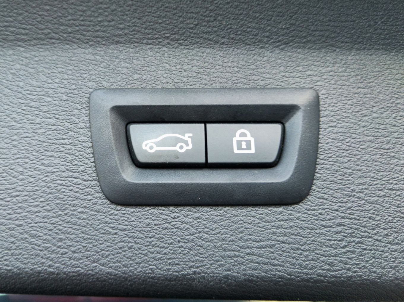 BMW X1 sDrive18i - foto 16