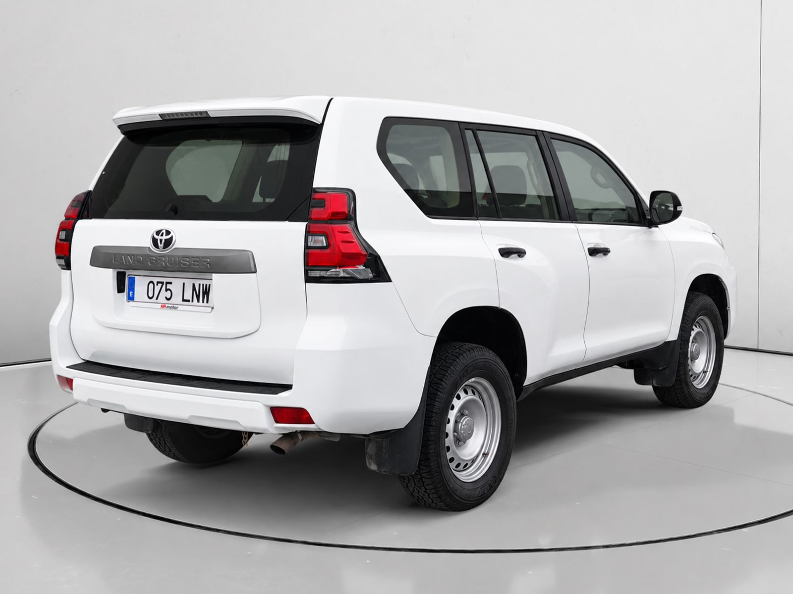Toyota Land Cruiser 2.8 D-4D GX - foto 3