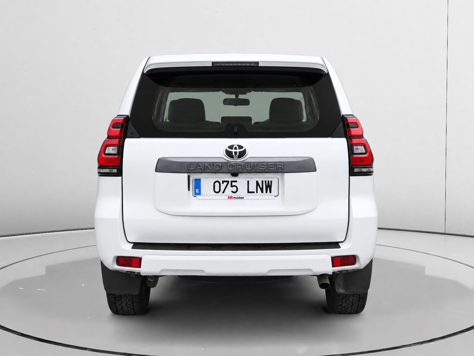 Toyota Land Cruiser 2.8 D-4D GX - foto 4