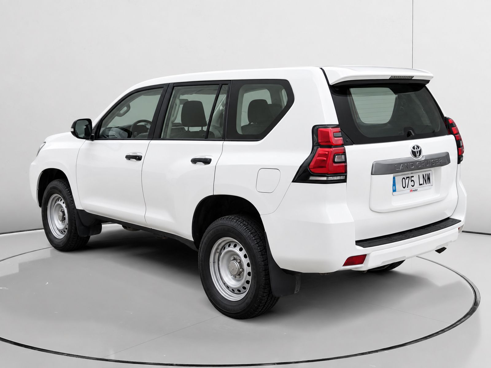 Toyota Land Cruiser 2.8 D-4D GX - foto 5